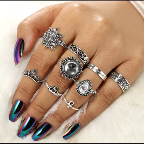 Diamond Lotus Midi Rings - Picture 2 of 6